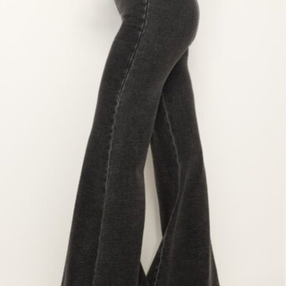 Good American Jeanius Pull-On Flare Pants Black Stretchy Plus Size 4XL GS0524B